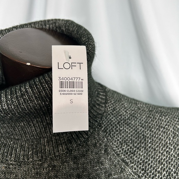 Loft Stitchy Turtleneck Sweater - Small - New 🛍️ - Picture 5 of 9